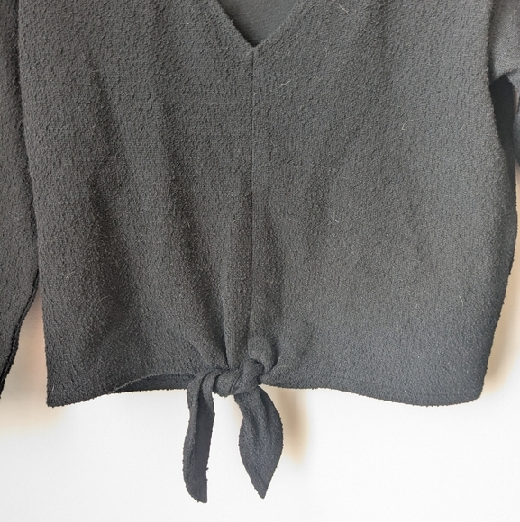 Madewell Texture & Thread Tie Front Long Sleeve Top – Black, Size Sm - Picture 3 of 7